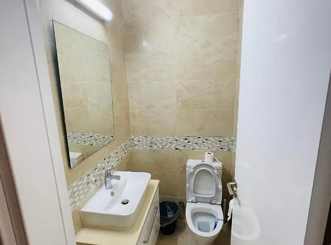 Center Cozy 아파트